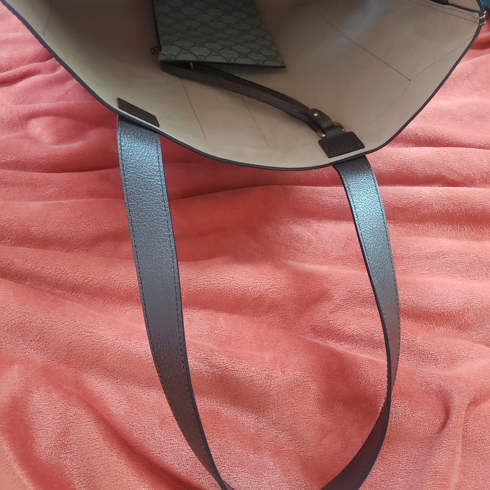 Gucci Beige and Green Tote with Red Stripe - Picture 6 of 16